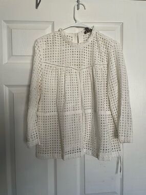Point Sur Women’s Petite 8 Cream Eyelet Lace Blouse